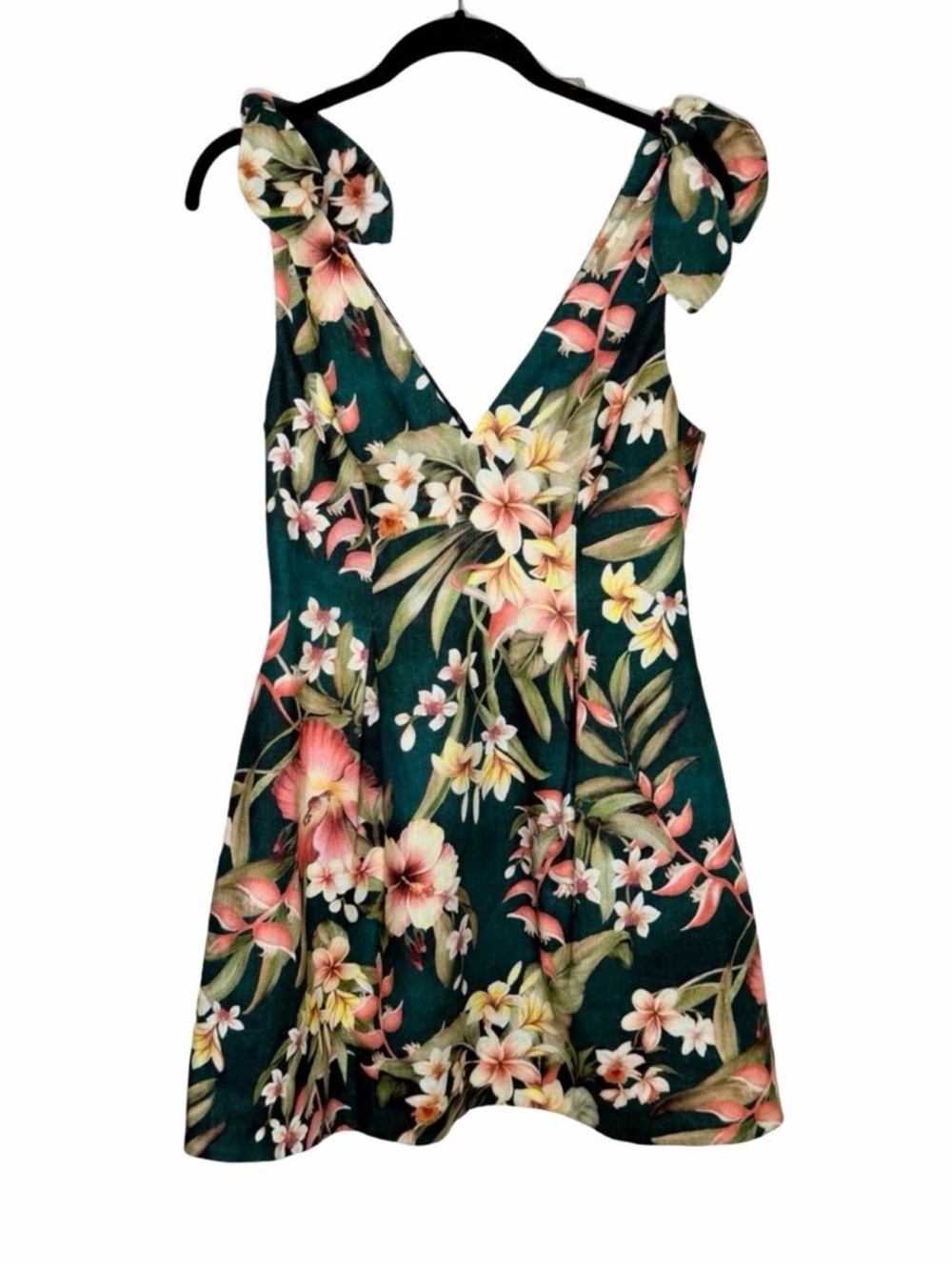 Zimmermann Lexi Tie Mini Dress Size 2 US M/8
Green Palm Linen Wedding Guest - Picture 2 of 9